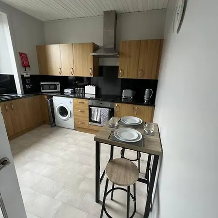 Homely 3 Bed Town Centre Flat Peterhead Exterior photo