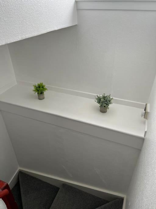 Homely 3 Bed Town Centre Flat Peterhead